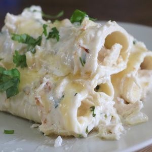 Canelones de Pollo y Ricotta c/bechamel o MIxta