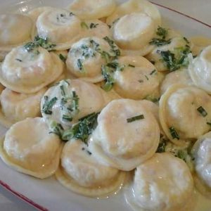 Sorrentinos de Jamon y Queso c/ bechamel o mixta